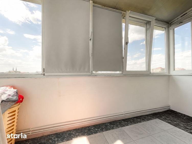 Apartament cu 2 camere semidecomandat în Girocului