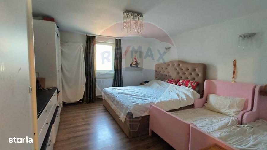 Casă cu 3 camere în Central