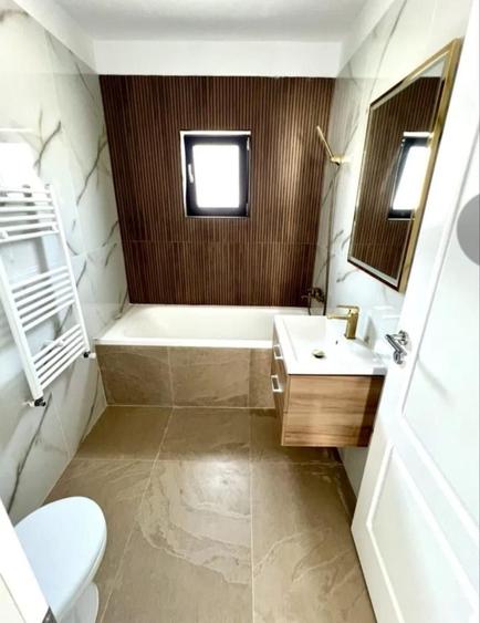 Casă individuală cu 4 camere cu Canalizare în Clinceni