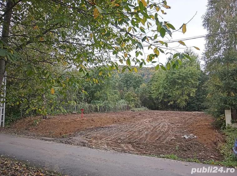 Teren de 1200 mp, în Dejani