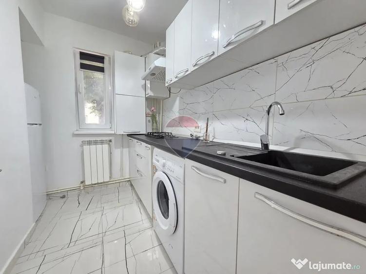 Apartament cu 2 camere decomandat în Sud