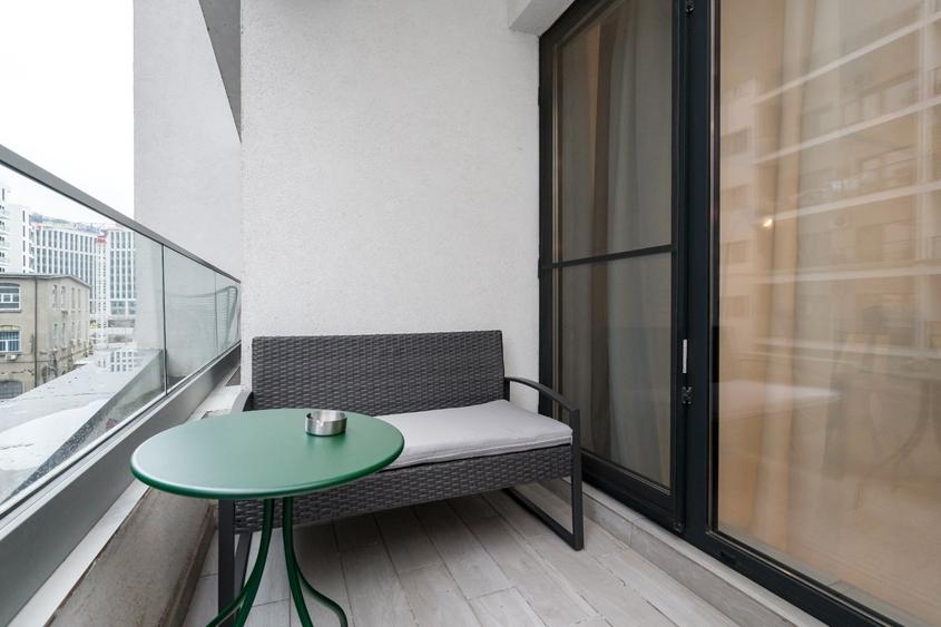 Apartament cu 2 camere semidecomandat în Nerva Traian