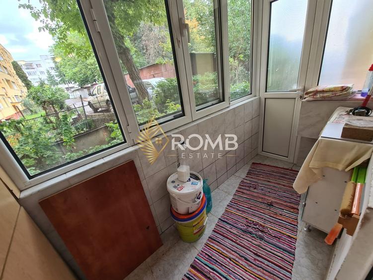 Apartament cu 3 camere semidecomandat, mobilat în Mănăștur