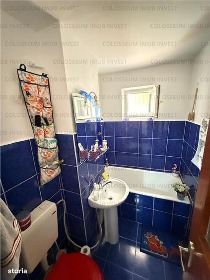 Apartament cu 3 camere decomandat în Calea București