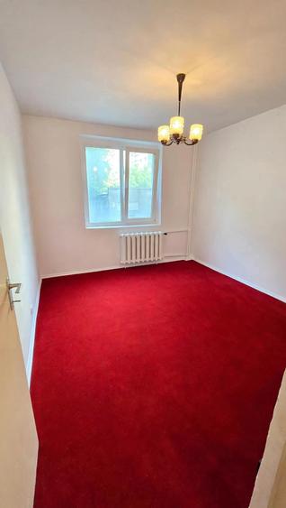 Apartament cu 3 camere în Pantelimon