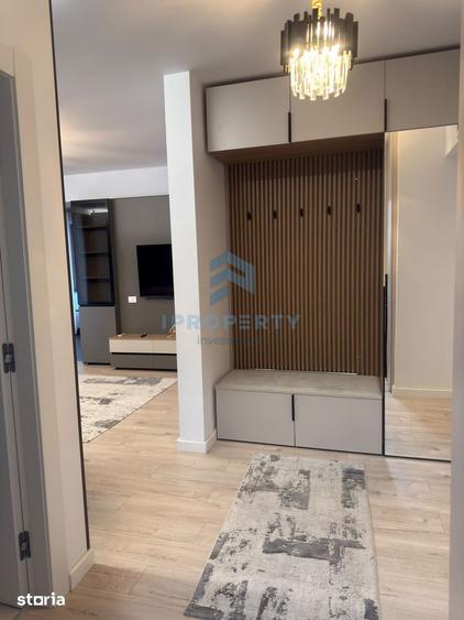Apartament cu 3 camere decomandat în Sisești