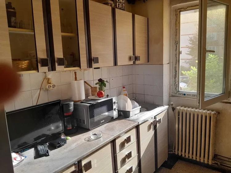 Apartament cu 2 camere semidecomandat în Luncă