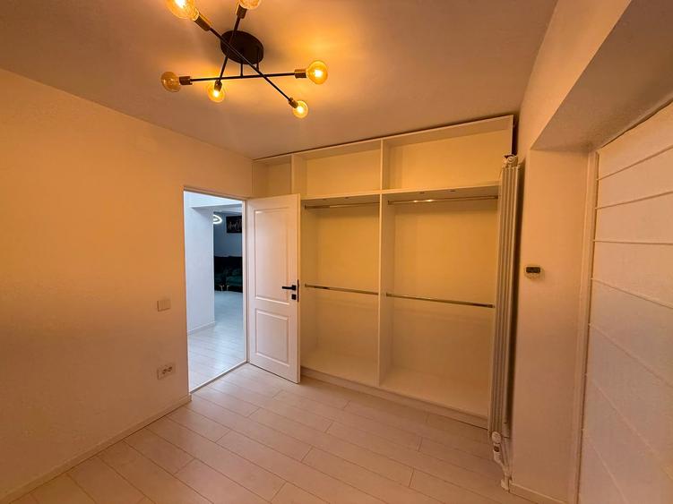 Apartament cu 3 camere în Central