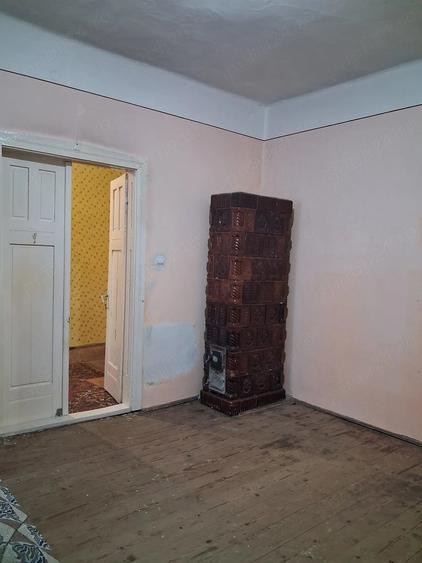 Casă cu Teren 100 Mp în Central