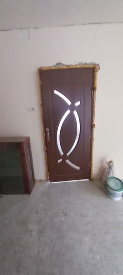 Casă cu 4 camere în Zăbrani