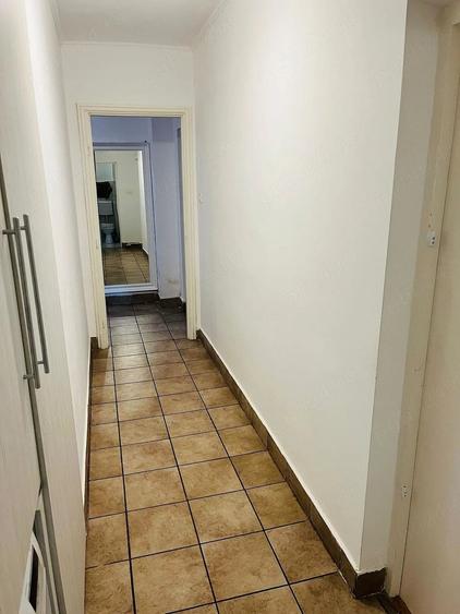 Apartament cu 2 camere decomandat în Take Ionescu