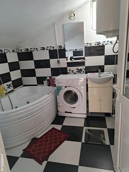 Casă cu 6 camere cu Teren 500 Mp în Arini