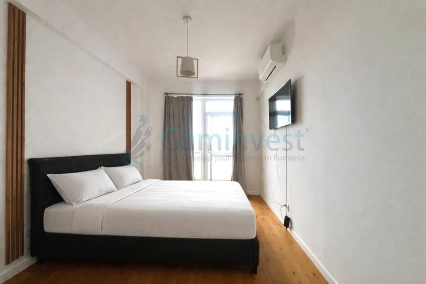 Apartament cu 4 camere decomandat, mobilat în Central