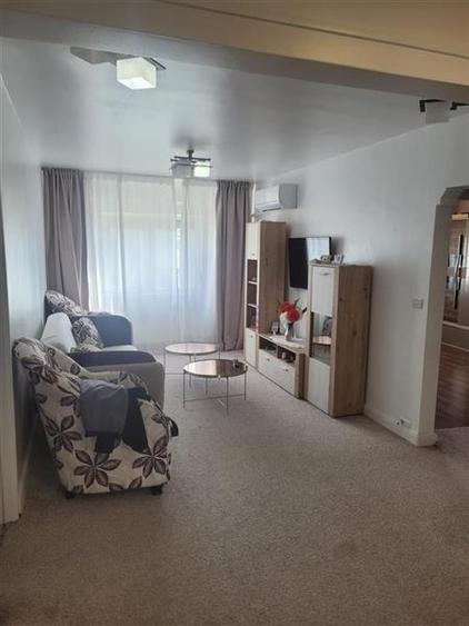 Apartament 3 camere decomandat zona Nord - 1