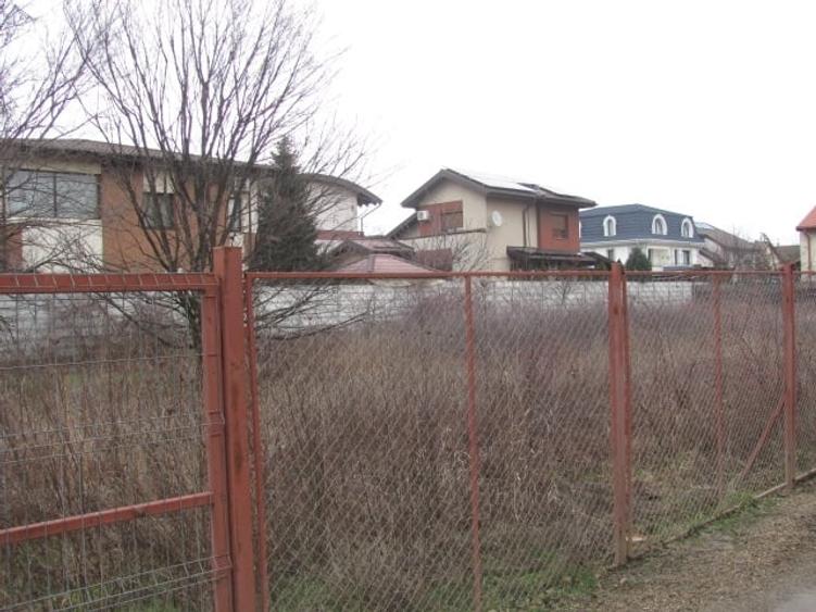 Teren Construcții intravilan de 1500 mp, în Prelungirea Ghencea