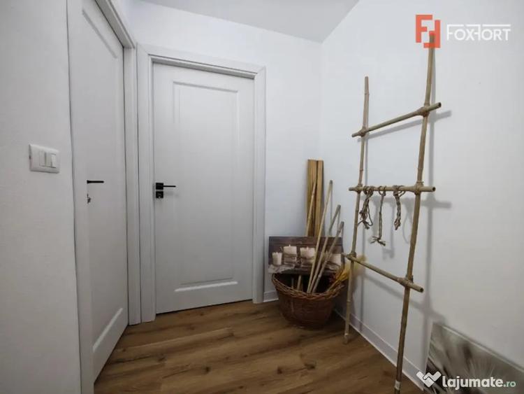 Apartament cu 2 camere semidecomandat în Girocului