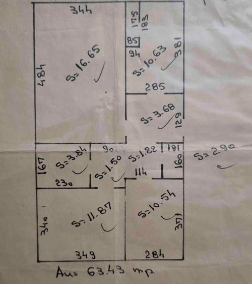 Apartament cu 3 camere decomandat, mobilat în Energiei