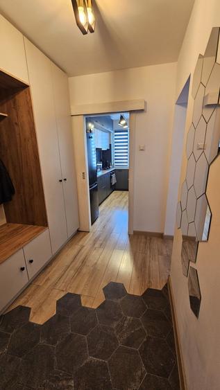 Apartament cu 2 camere decomandat în 1 Decembrie 1918