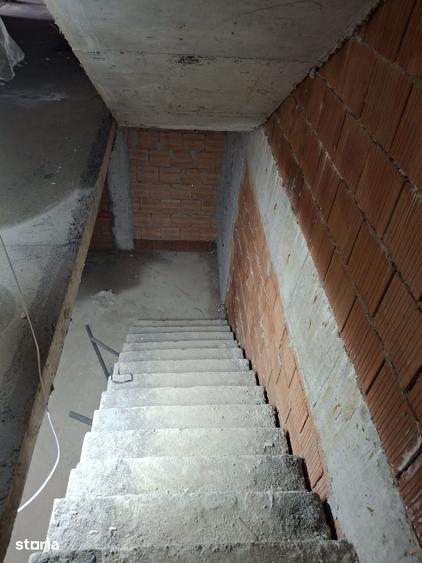 Apartament cu 2 camere decomandat în Giulești