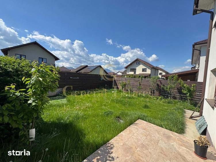 Casă cu 4 camere cu Canalizare în Tărlungeni