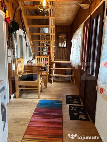 Casă cu 3 camere cu Teren 2243 Mp în Central