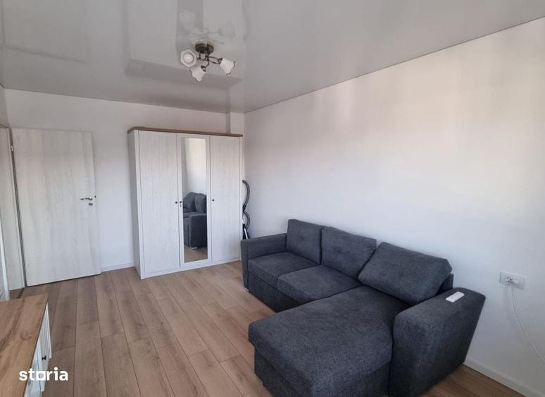 Apartament cu 2 camere decomandat în Bârnova