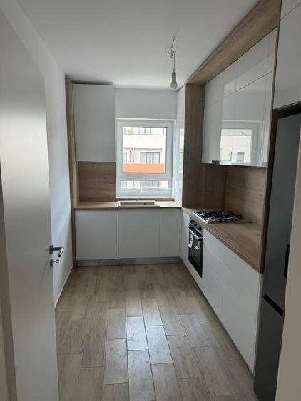 Apartament cu 2 camere decomandat în Avantgarden