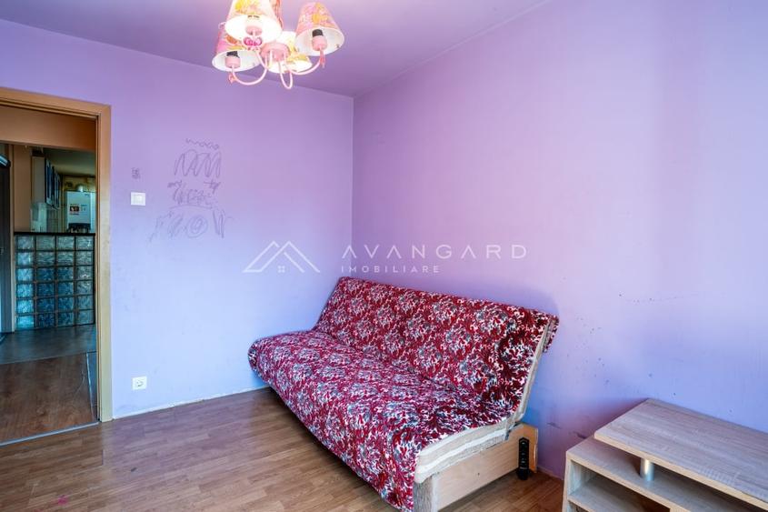 Apartament cu 3 camere decomandat, mobilat în Între Lacuri