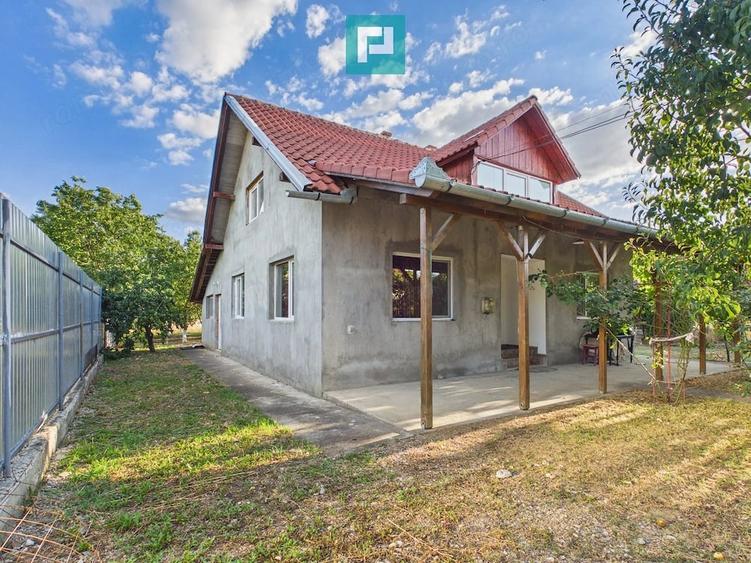Casă cu 2 camere cu Teren 720 Mp în Șiria