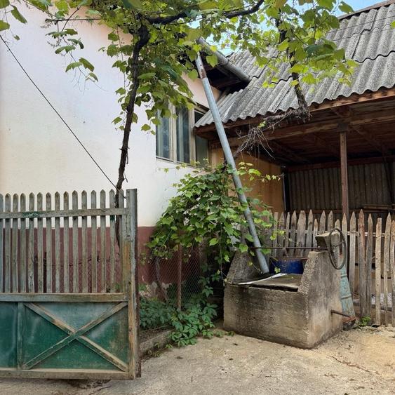 Casă cu 4 camere în Vălanii de Beiuș