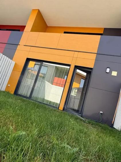 Duplex cu 2 camere cu Canalizare în Exterior Sud