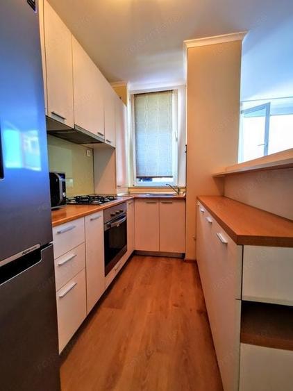 Apartament cu 2 camere decomandat în Punctele Cardinale