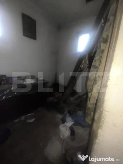 Casă cu 2 camere cu Teren 1127 Mp în Unirea