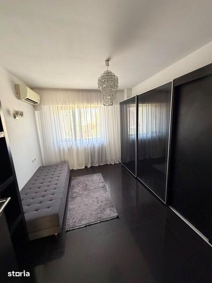 Apartament cu 3 camere în Unirii Centru