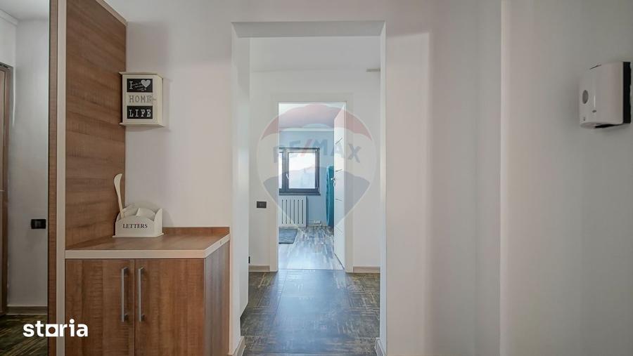 Apartament cu 4 camere, mobilat în Movilei