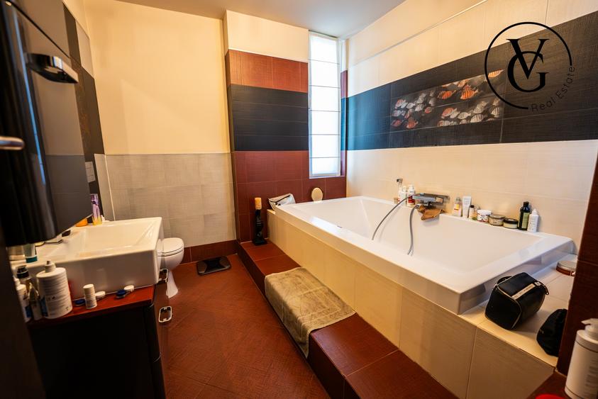 Casă individuală cu 5 camere cu Teren 600 Mp în Corbeanca