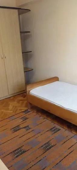 Apartament cu 3 camere decomandat în Ultracentral