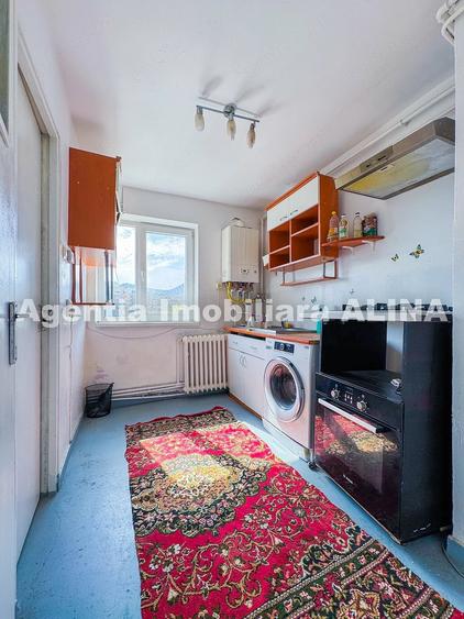 Apartament cu 2 camere semidecomandat în Piața Centrală