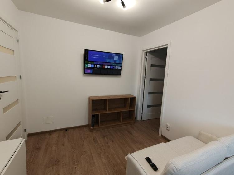 Apartament cu 2 camere semidecomandat în Dosu Bricii