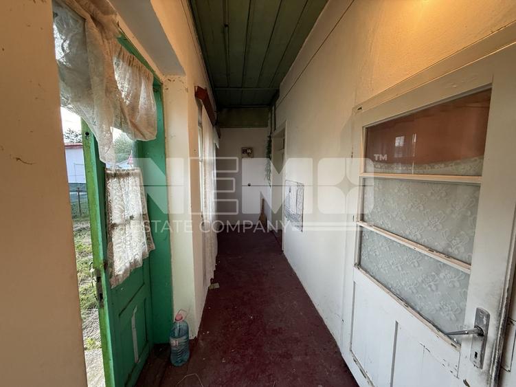 Casă individuală cu 4 camere cu Canalizare în Central