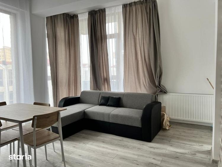 Apartament cu 3 camere în Vasile Aaron