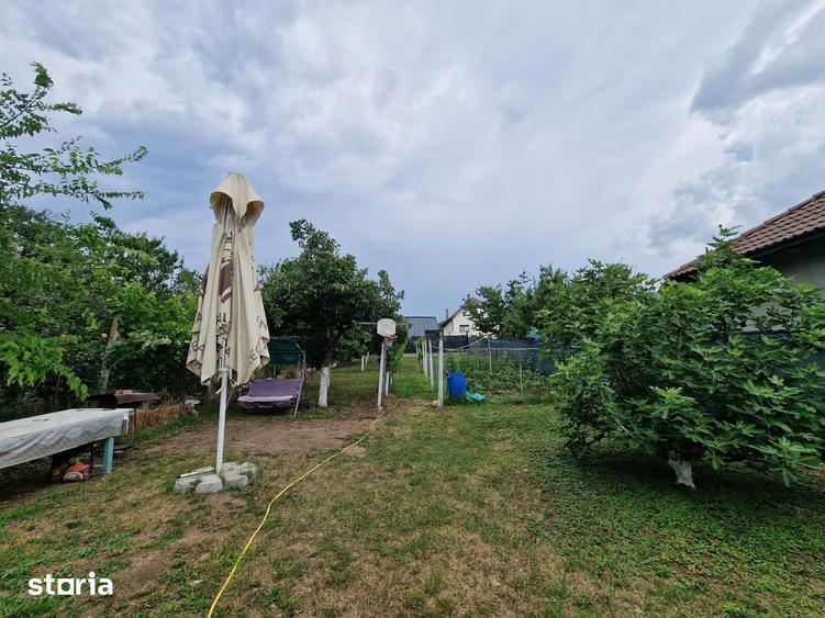 Casă cu 6 camere cu Teren 766 Mp în Oncea