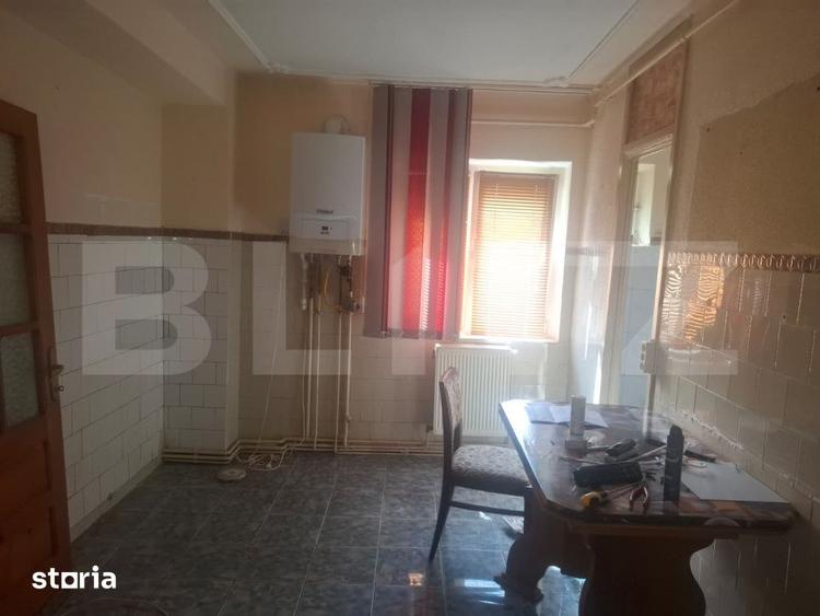 Apartament cu 4 camere în Micro 3 — fotografia 3