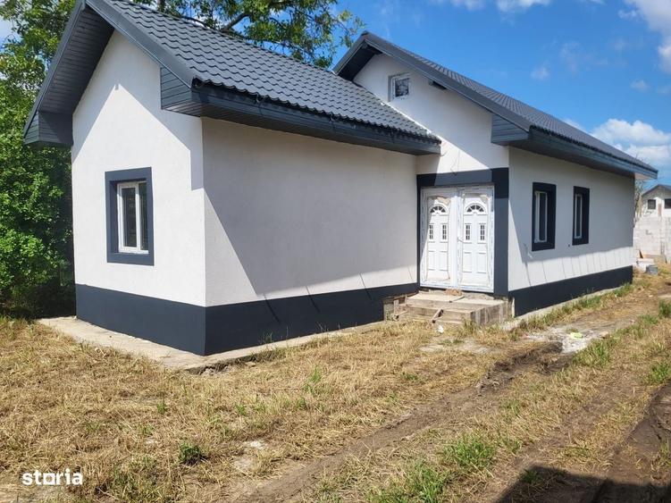 Casă cu 3 camere cu Teren 90 Mp în Lumina