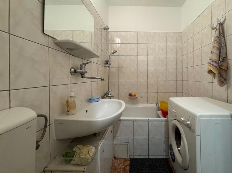 Apartament cu 2 camere semidecomandat, mobilat în Gheorgheni