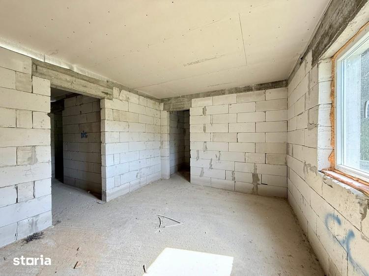 Casă cu 4 camere cu Teren 1200 Mp în Breaza