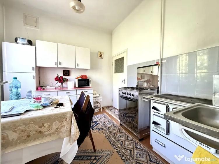 Casă cu 3 camere cu Teren 332 Mp în Lunei