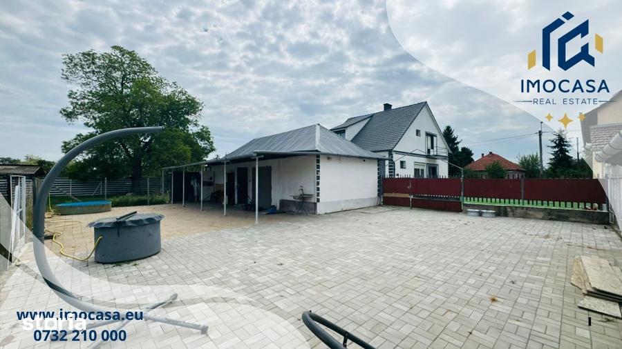 Casă cu 5 camere cu Teren 1490 Mp în Pârneava