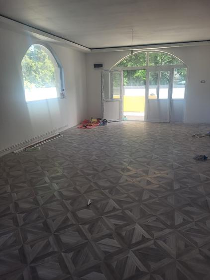 Casă cu 4 camere cu Teren 300 Mp în Năvodari
