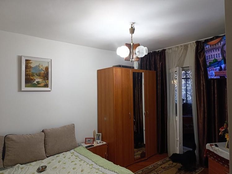 Apartament cu 2 camere decomandat în Alexandru cel Bun